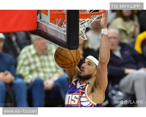 战术拆解:布克为何能掌控比赛节奏?